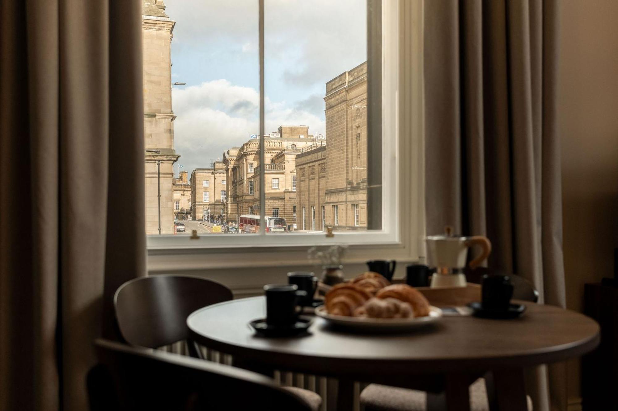 Moment George IV Bridge Hotel เอดินบะระ ภายนอก รูปภาพ